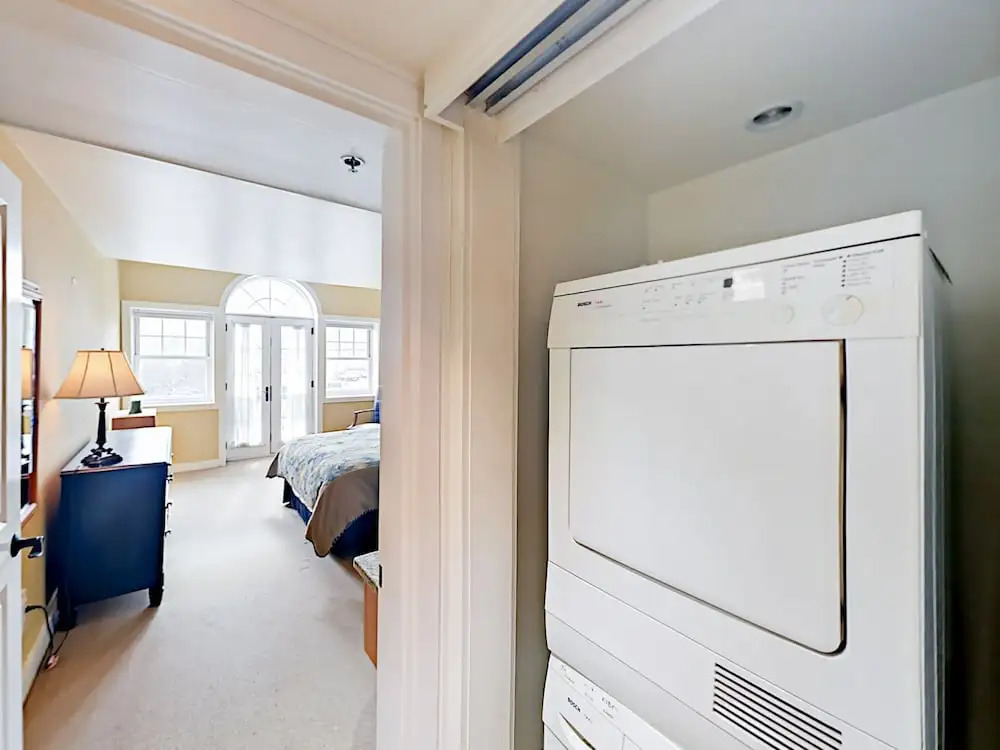 37 Hiawassee Condo Unit E302 1 Bedroom 1 Bathroom Condo