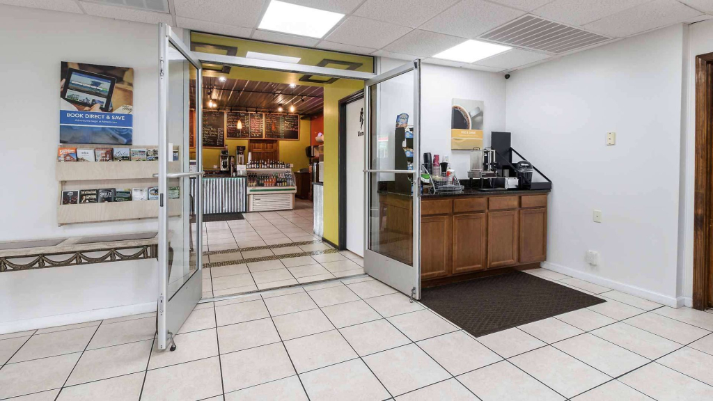 Motel 6 Pulaski, TN