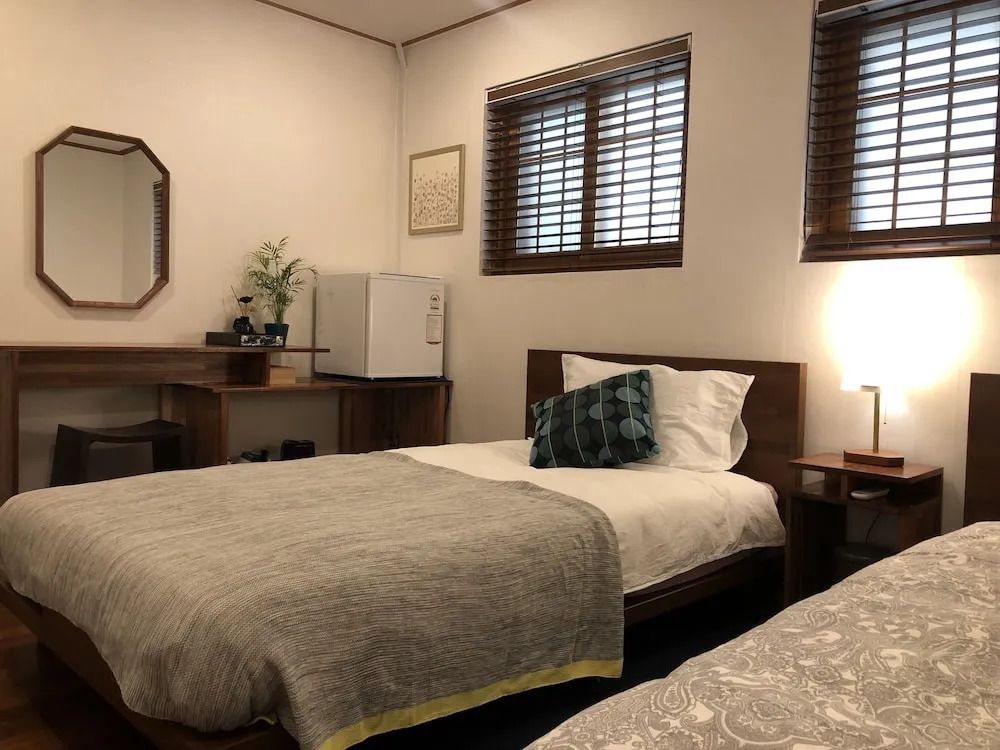 Slow Tree House Hongdae - Caters to Women