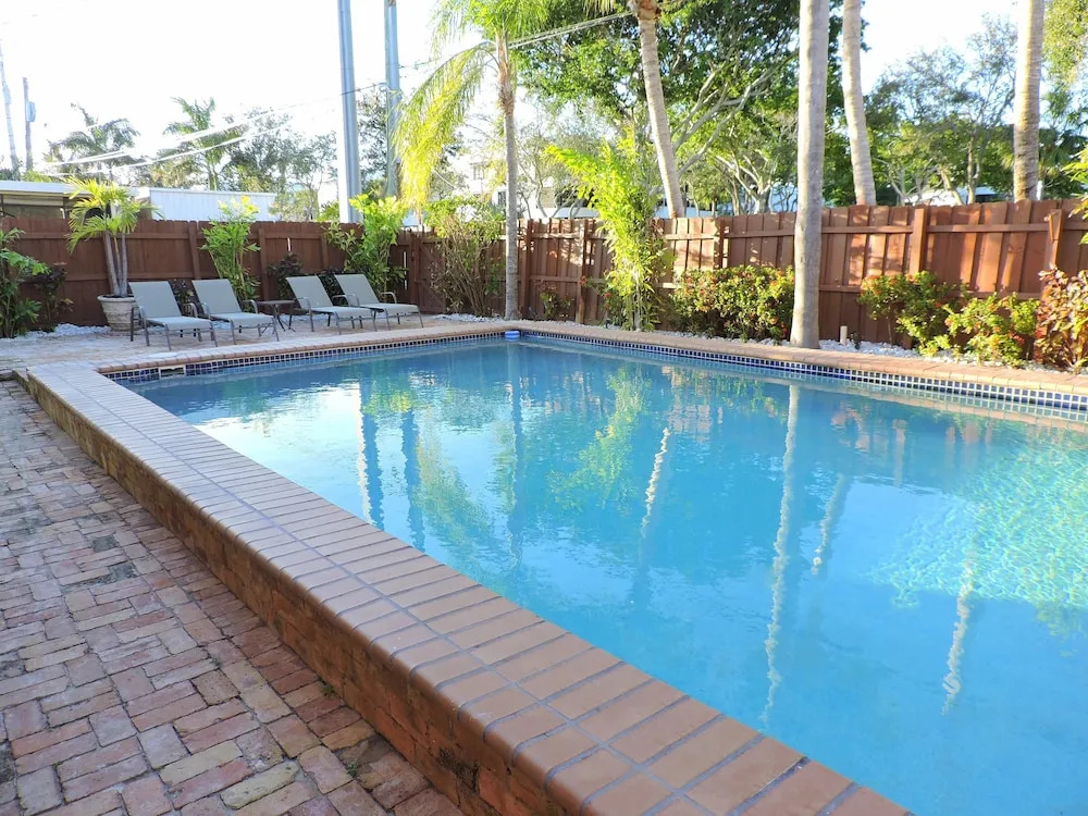 Las Brisas 5/3 For10 Guests Heated Pool Beach 1 Mi