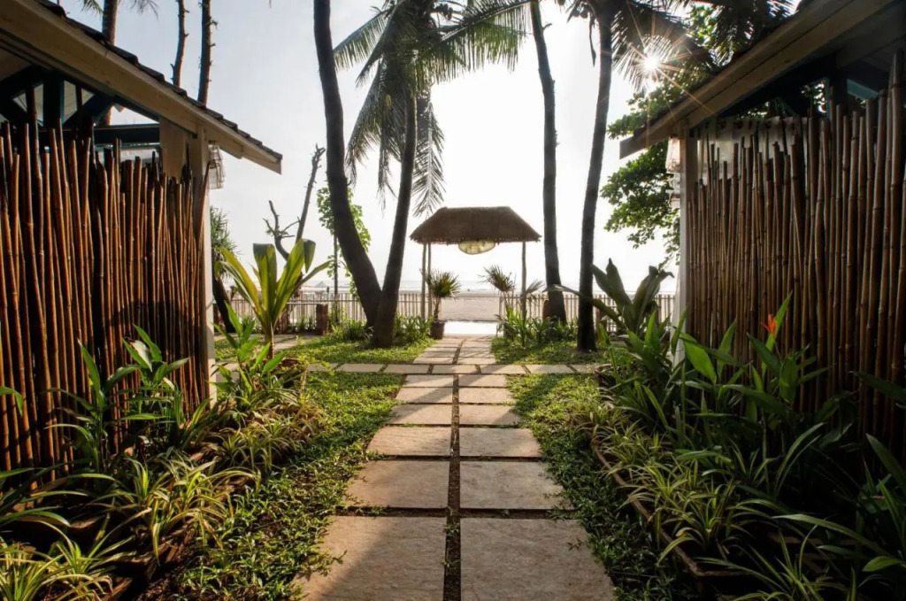 Larisa Resort, Morjim
