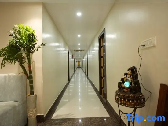 Hotel Sapphire Inn