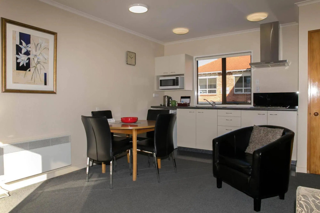 Allan Court Motel