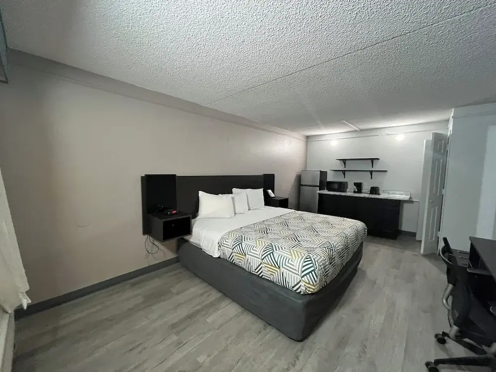 Studio 6 Phoenix, AZ Midtown