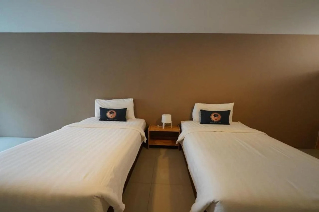 RoomQuest Tha Sala