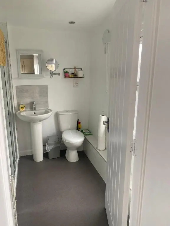 Central 3 bed flat, Forres