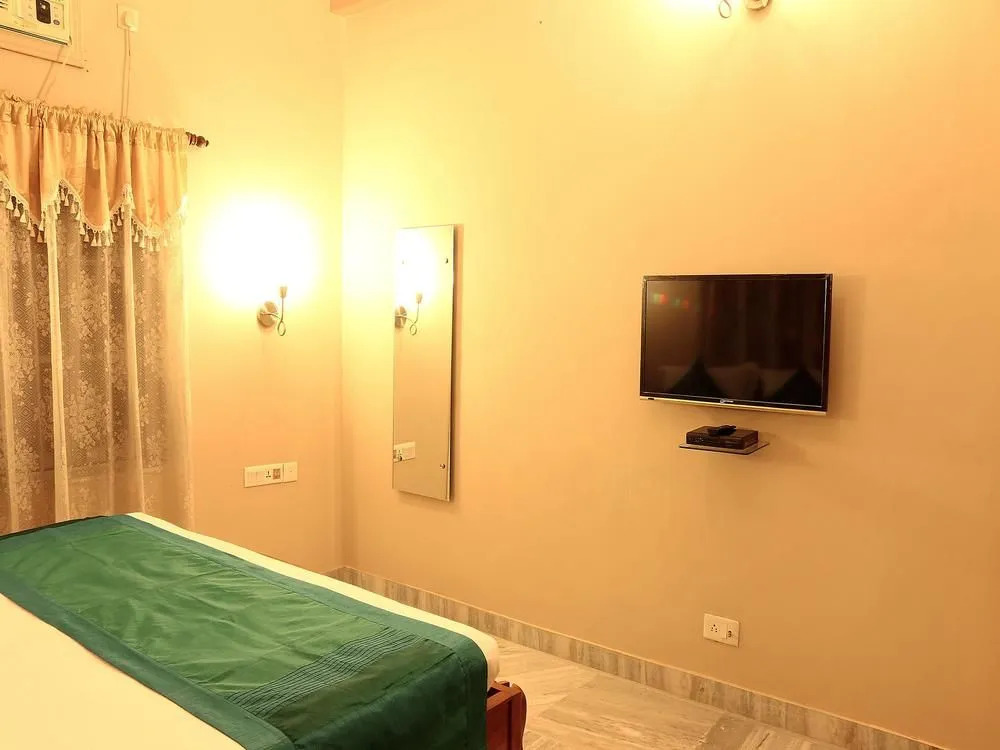 OYO 2335 Apartment Lakeplace