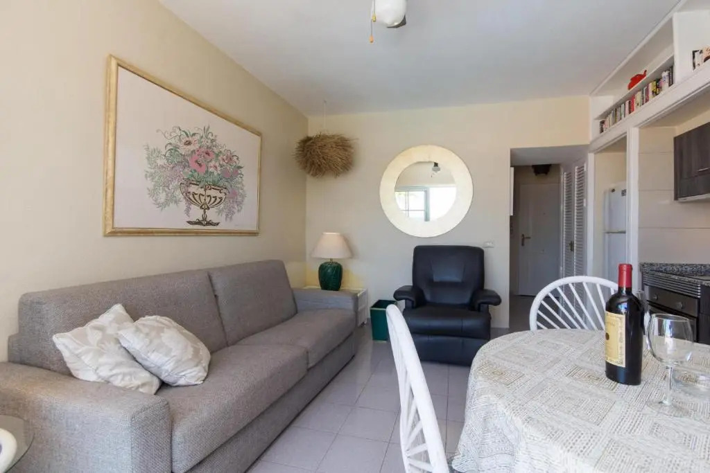 Los Olivos 13 - One Bed