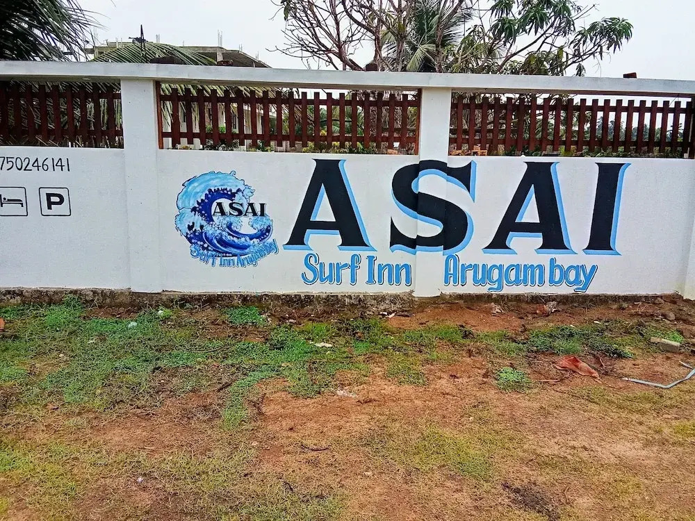 Asai surf inn Arugambay