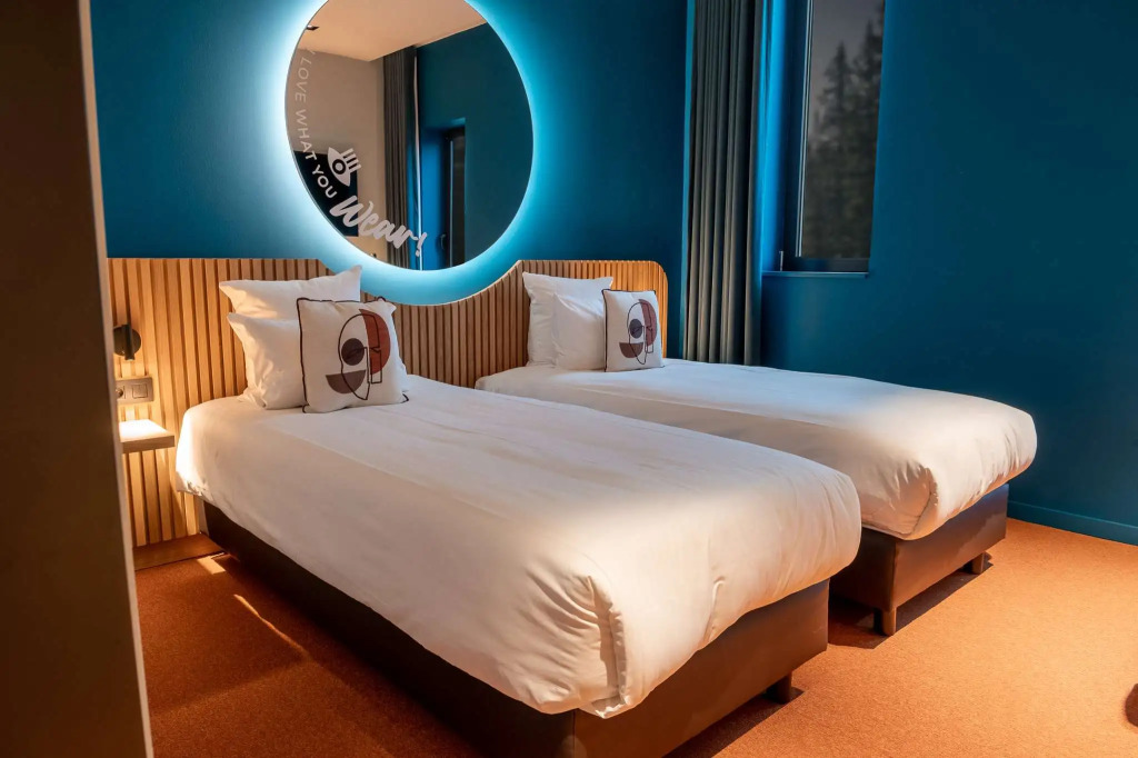 Mah Hotel