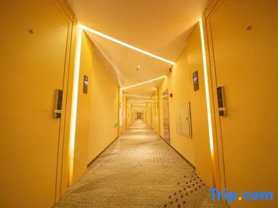 Lavande Hotel (Beijing Happy Valley Shibalidian)