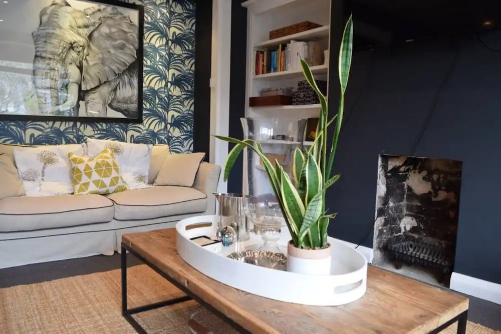 Stylish Flat Just Outside Central London