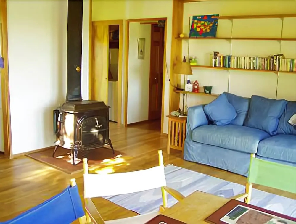 Orchard Cottage - One Bedroom Home