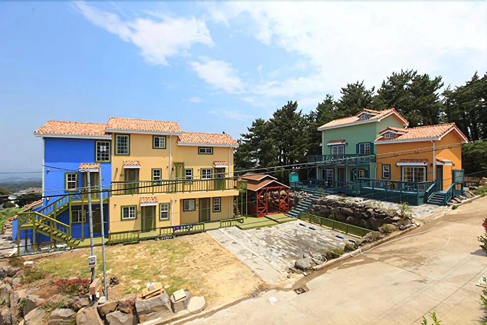Jejuolleh Province Pension