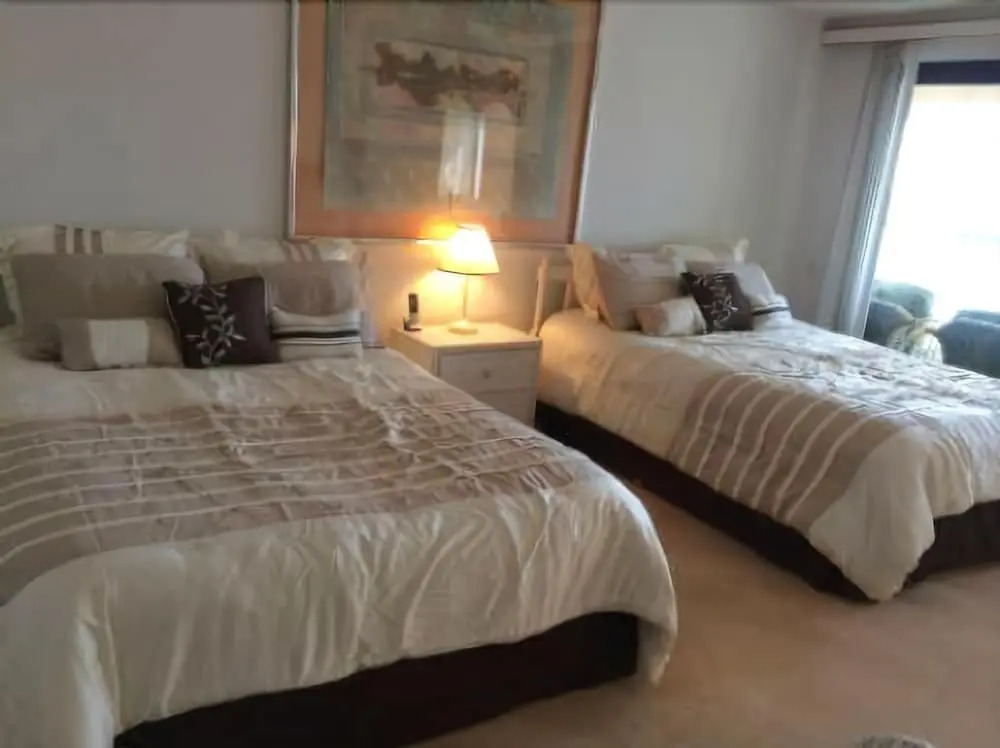 La Peninsula Blvd Condo