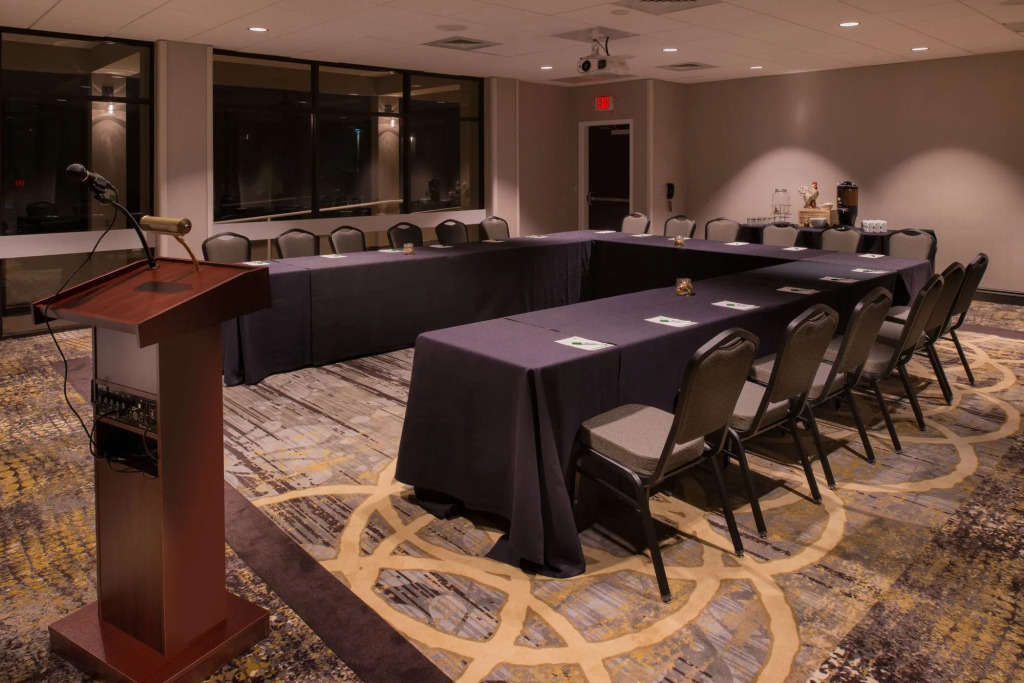 Doubletree By Hilton Raleigh Crabtree Valley