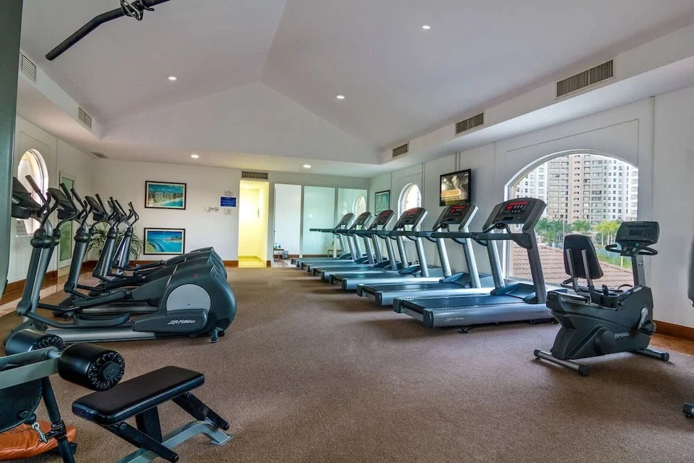 Ocean Front Condo 1 Bedroom 3 Beds 2 Bathrooms