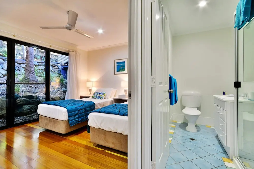 3 The Panorama Hamilton Island 2 Bathroom Ocean View Modern Apartment