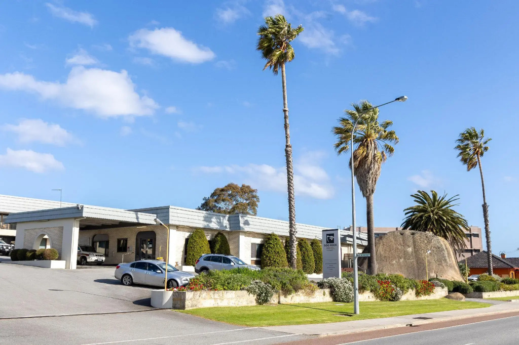 Dog Rock Motel
