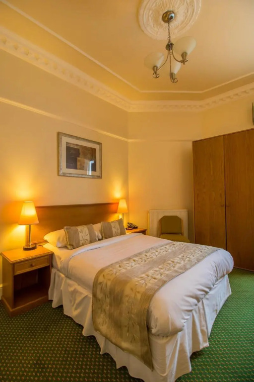 A Park View Hotel