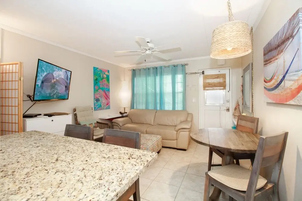 Tropic Terrace #45 - Beachfront Rental 1 Bedroom Condo by Redawning