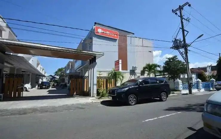 RedDoorz near Alun Alun Cilacap