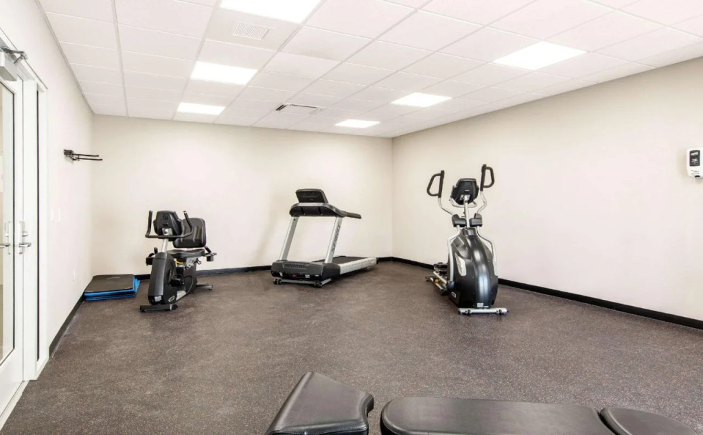 Quality Inn & Suites Carlsbad Caverns Area
