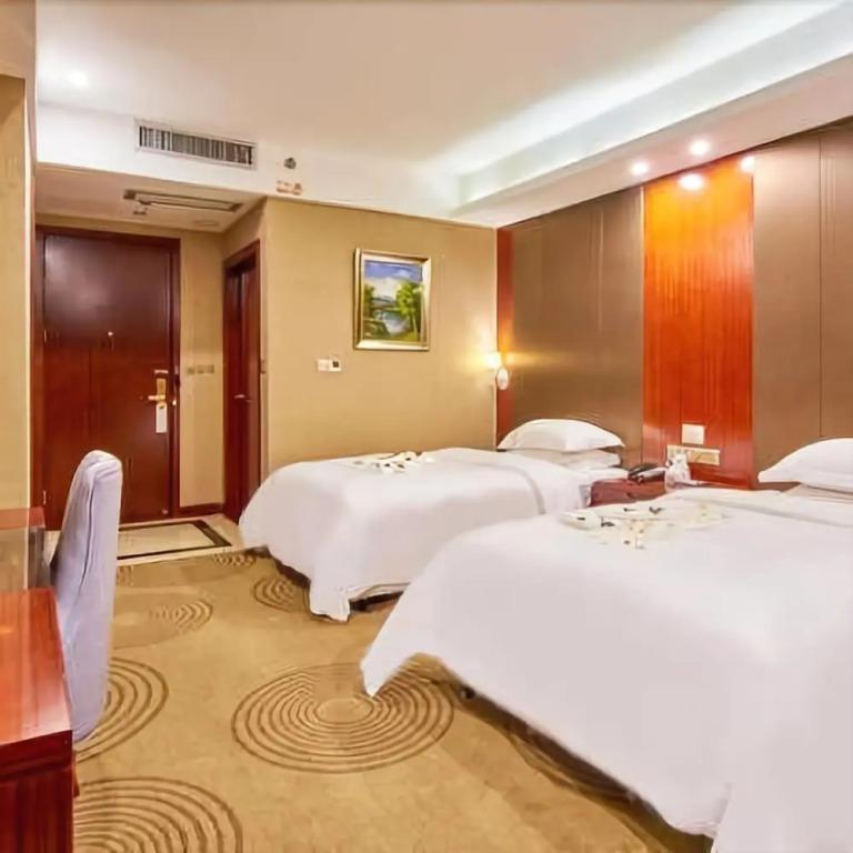 Kingdom Hotel