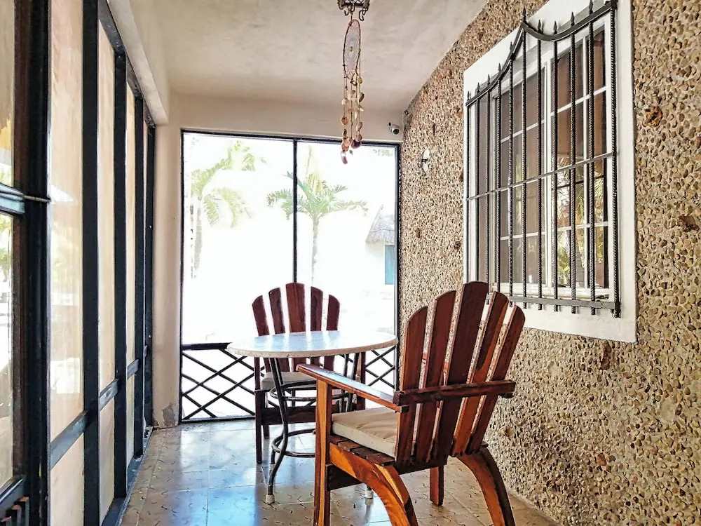 Hacienda Antigua Villa, 50m from sandy Beach
