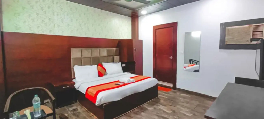 Hotel Cladis by Quadis - Sector 15 Noida