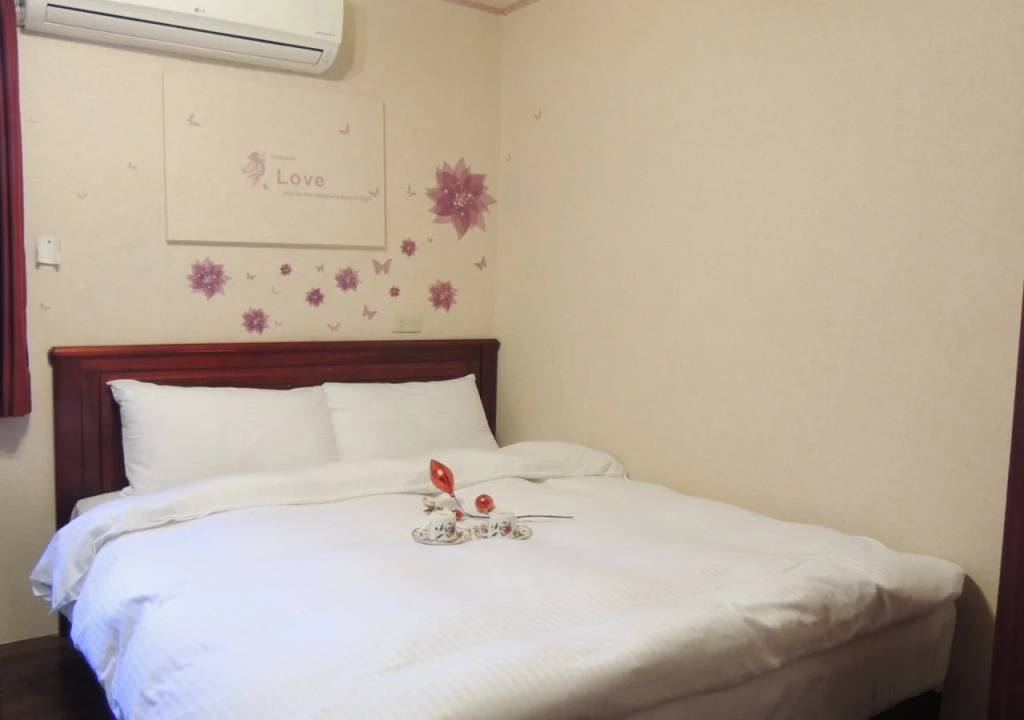 Jiaoxi Hot Springs Hotel