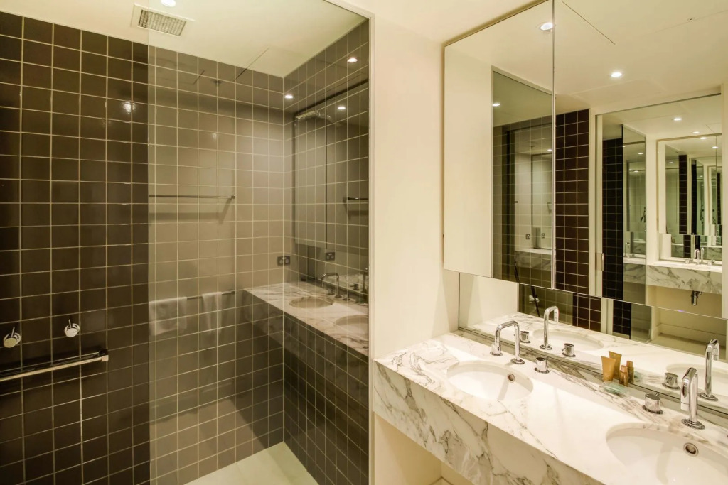Freshwater Place by Corporate Keys