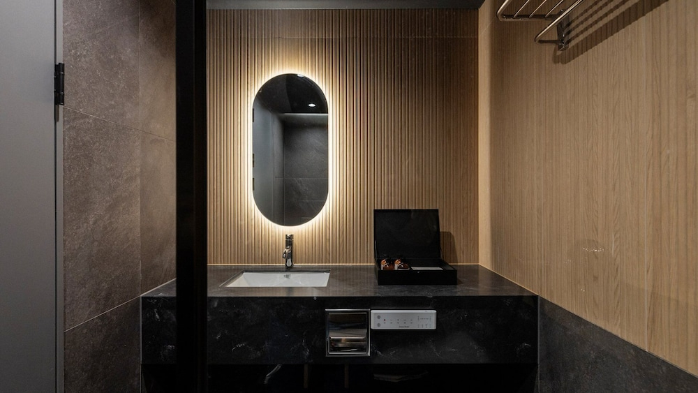 Loop Seoul Hotel By Anook Seoul Gangnam 1