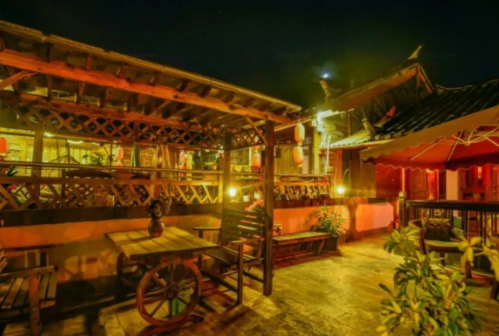 Yilanfenghua Hostel