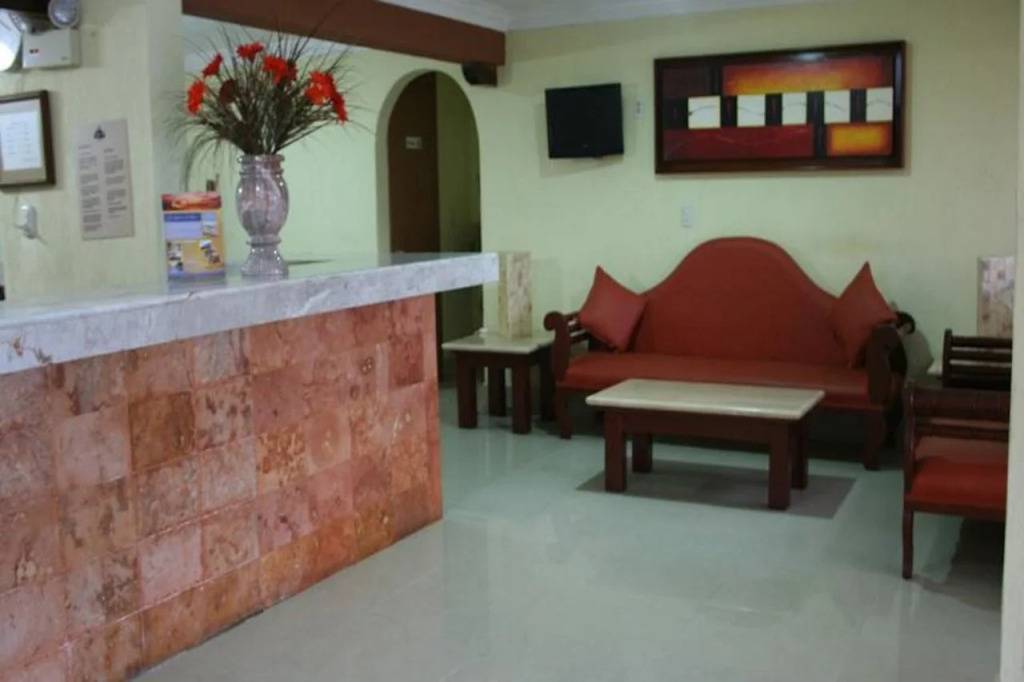 Suites Cancun Center