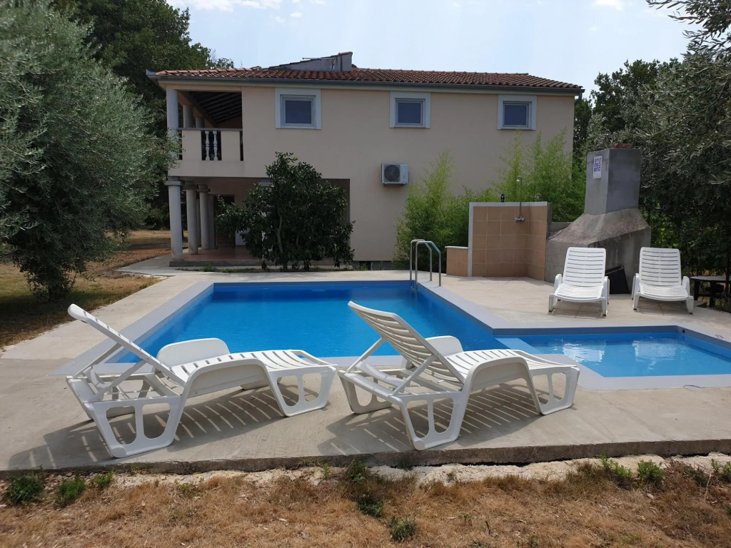 Holiday Home in Banjole near the Sea