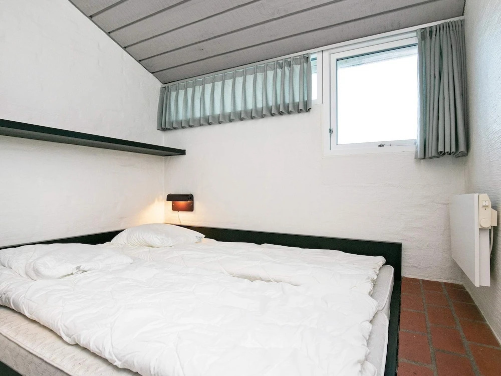 6 Person Holiday Home in Brovst