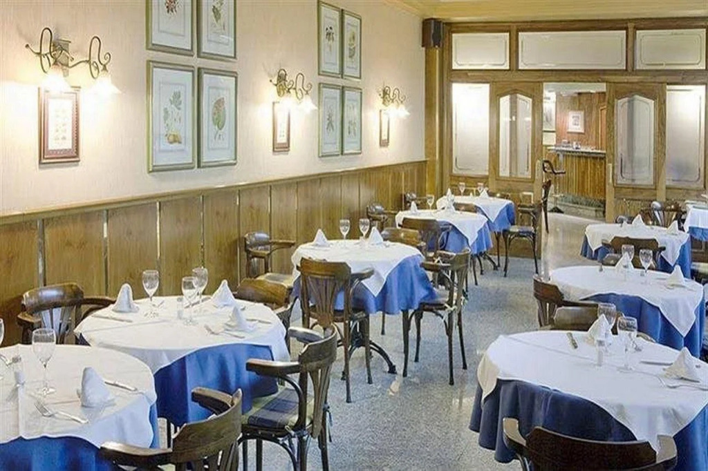 Hostal Carlos III
