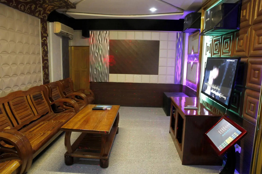 Shwe Htee Hotel