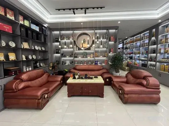 Napo Huapeng Business Hotel