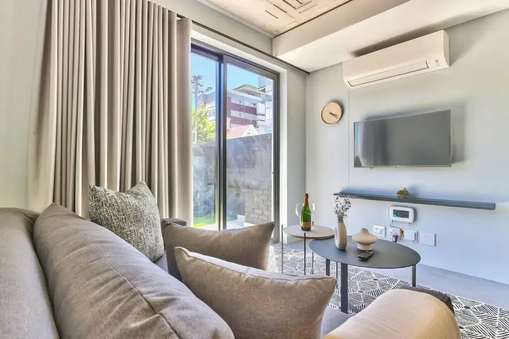 Ideal work from home,studio in new development!