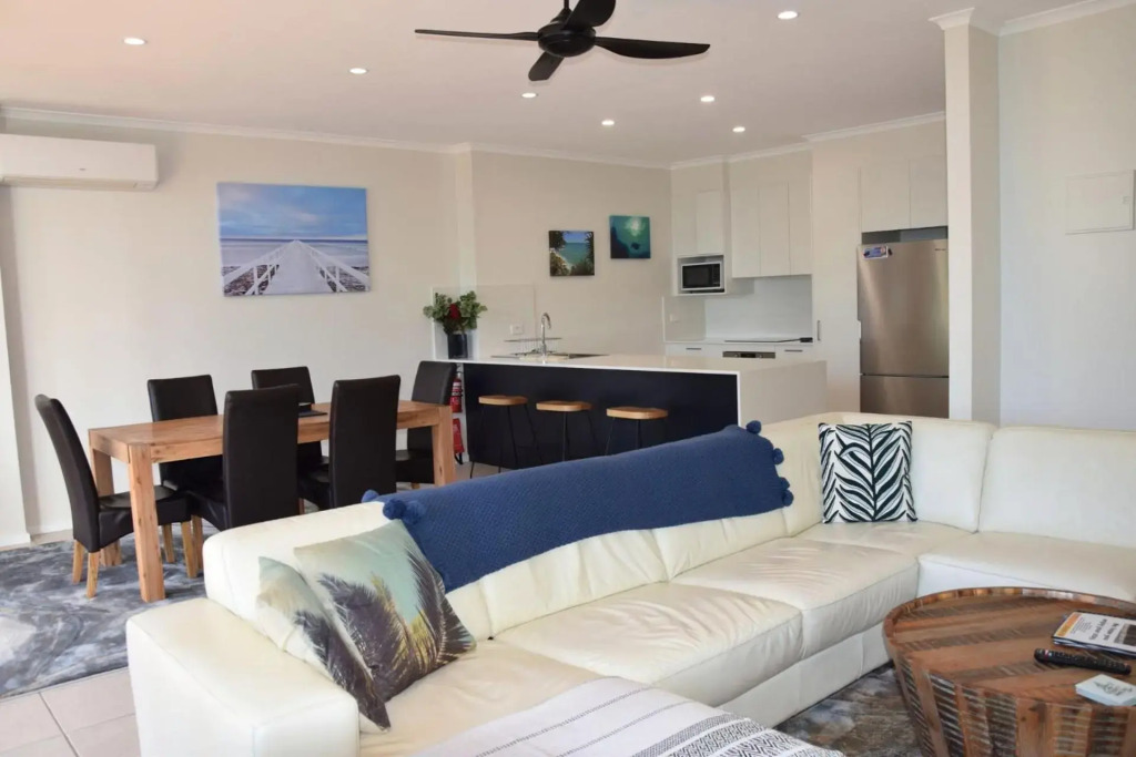 Tradewinds Apartment 4
