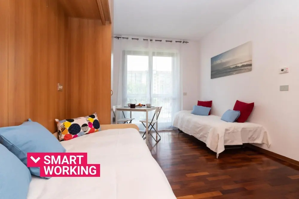 Studio con Terrazzo nei Pressi Dell Universit by Wonderful Italy