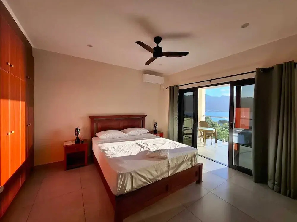 Tropical Secrets Holiday Apartments