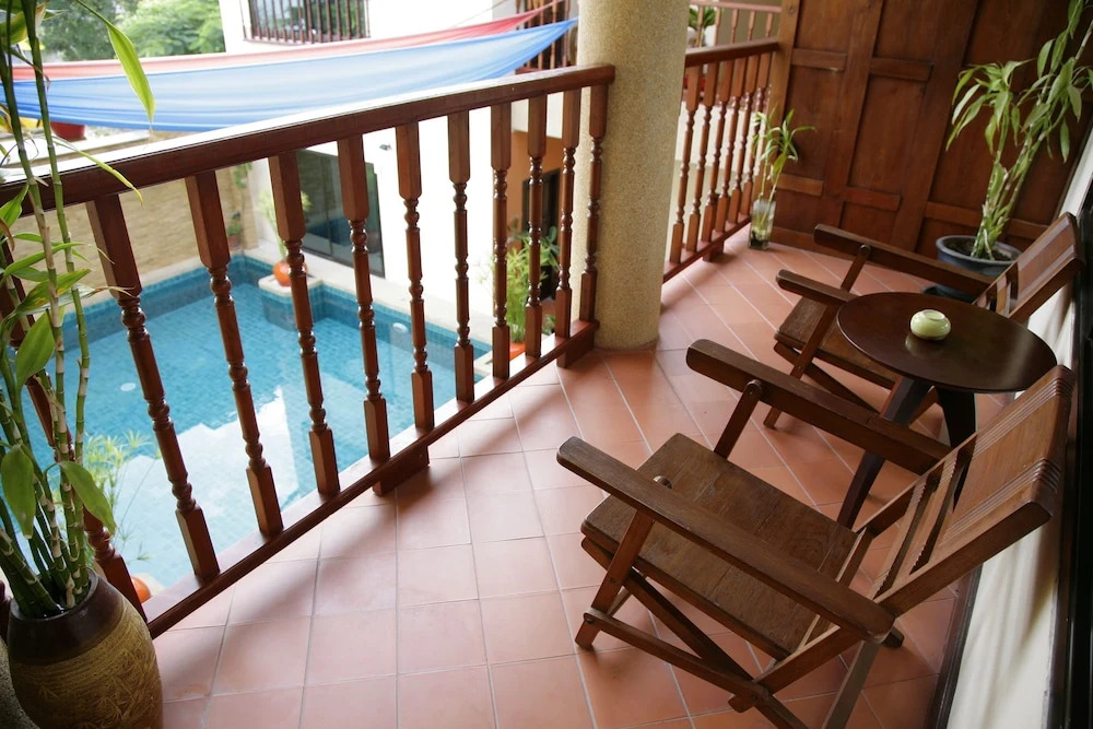 RedDoorz Plus Evergreen Boutique Hotel