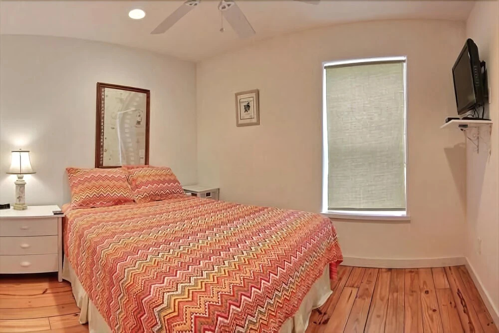 Reel Paradise - 3 Br Condo
