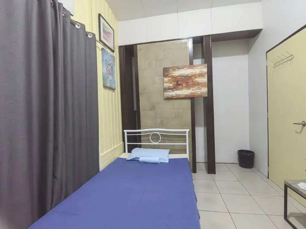 Nappers Hostel