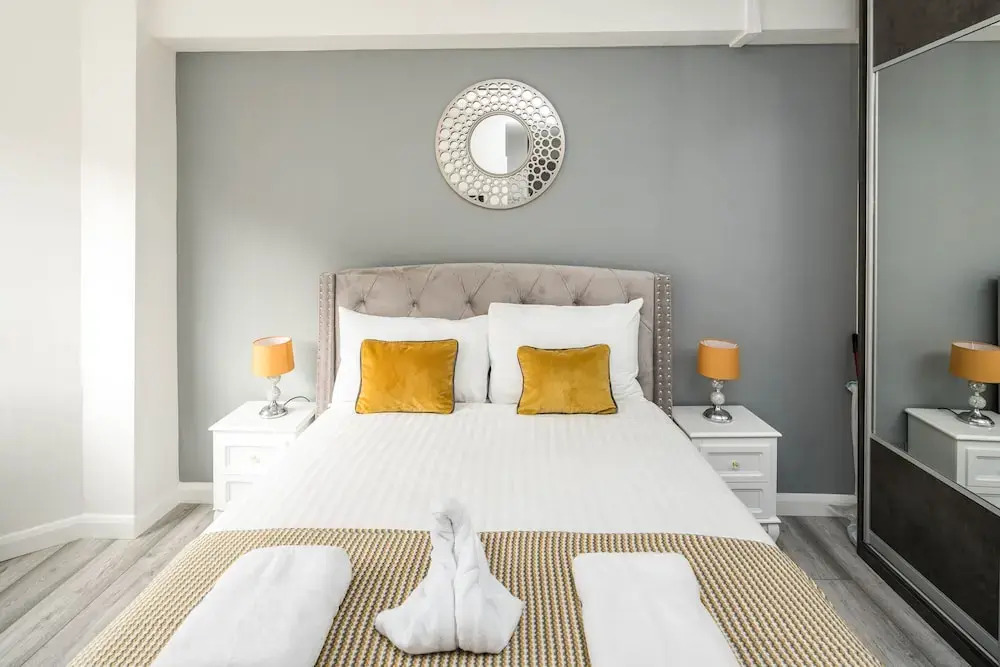 NEW Sleek & Modern Studio in the Heart of Chelsea