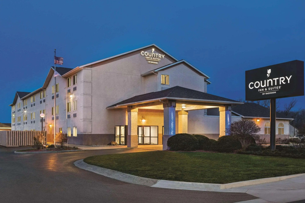 Holiday Inn Express Auburn - Touring Drive