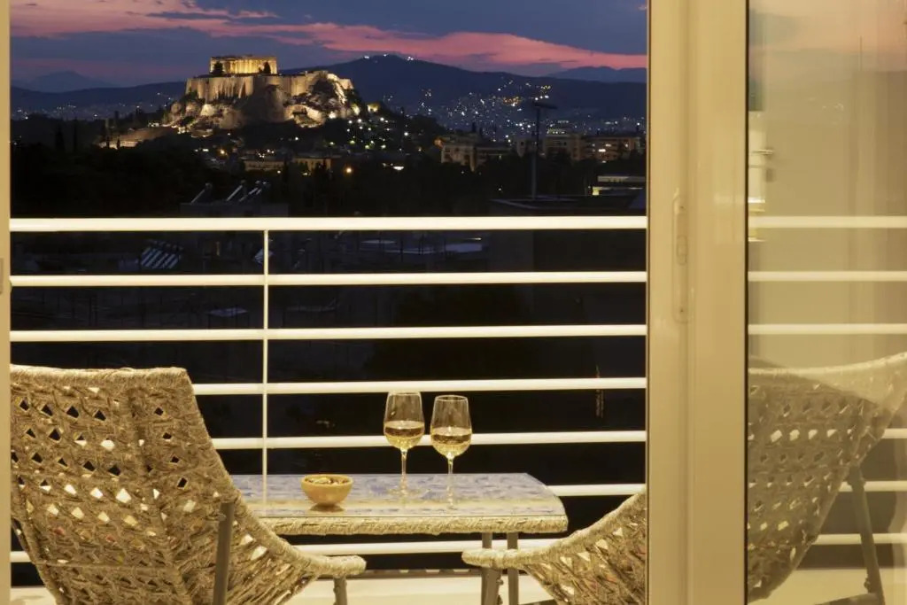 Acropolis Apartments